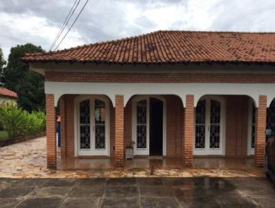 Chácara para Venda, em Marília, bairro Vila Romana, 4 dormitórios, 5 banheiros, 3 suítes, 10 vagas